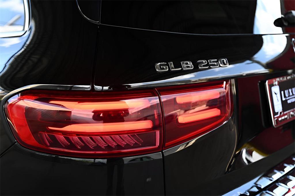 used 2024 Mercedes-Benz GLB 250 car, priced at $29,394