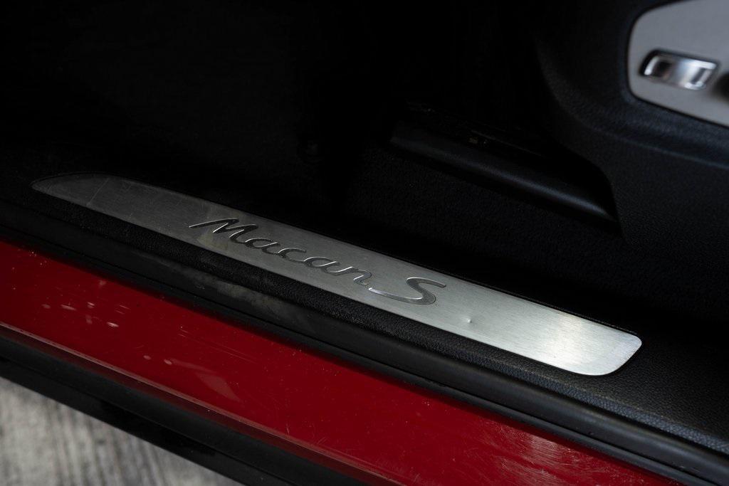 used 2020 Porsche Macan car, priced at $30,189