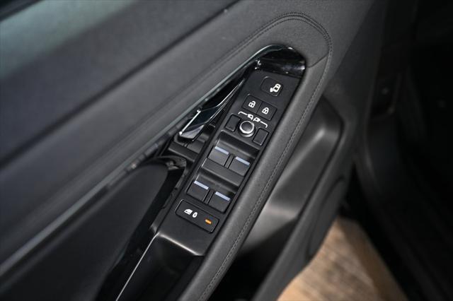 used 2022 Land Rover Range Rover Evoque car, priced at $25,199