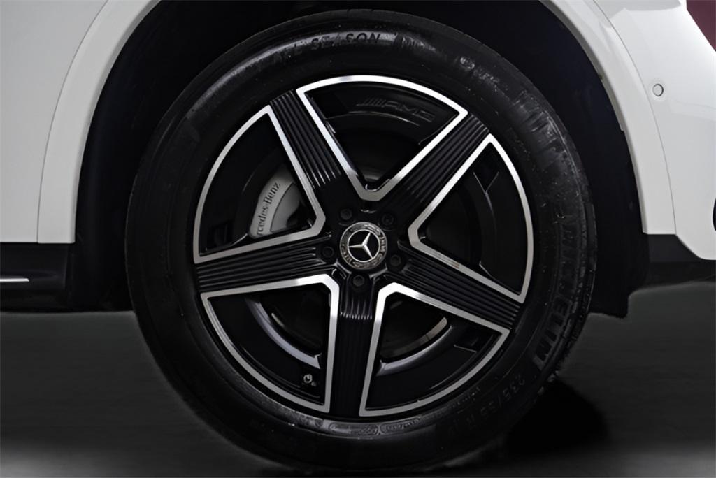 used 2023 Mercedes-Benz GLC 300 car, priced at $31,489