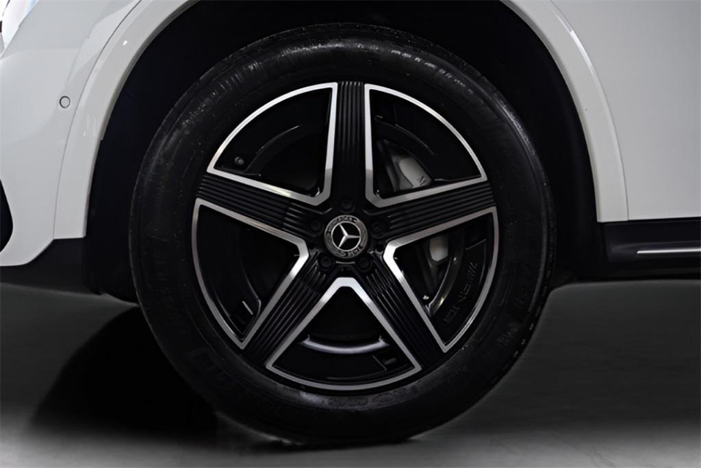 used 2023 Mercedes-Benz GLC 300 car, priced at $31,489