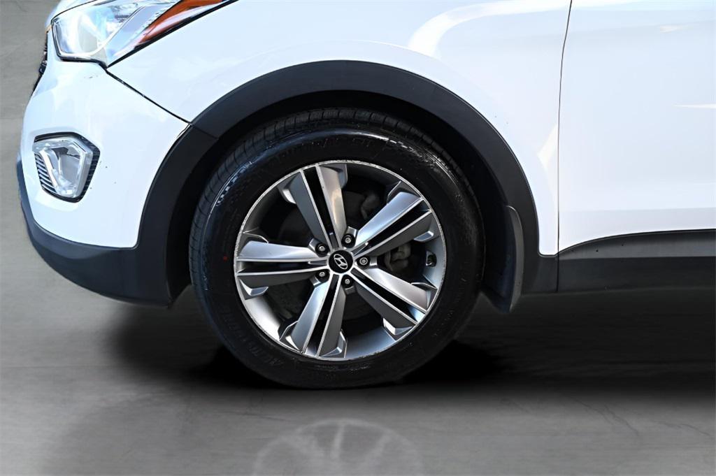 used 2016 Hyundai Santa Fe car, priced at $12,998