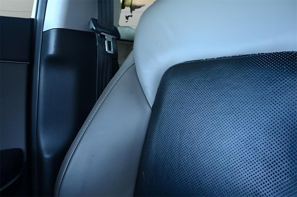 used 2016 Hyundai Santa Fe car, priced at $12,998