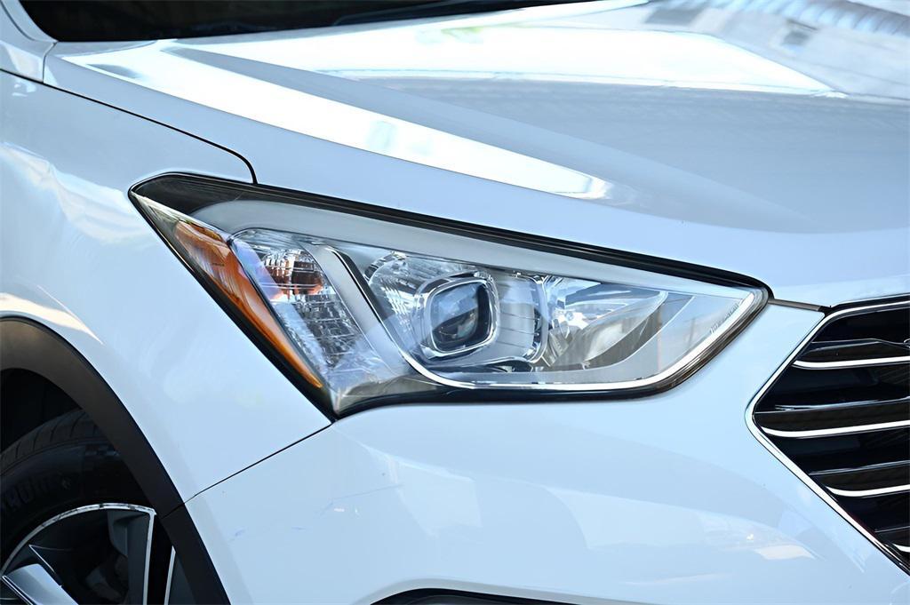used 2016 Hyundai Santa Fe car, priced at $12,998