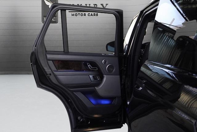 used 2020 Land Rover Range Rover car, priced at $35,289