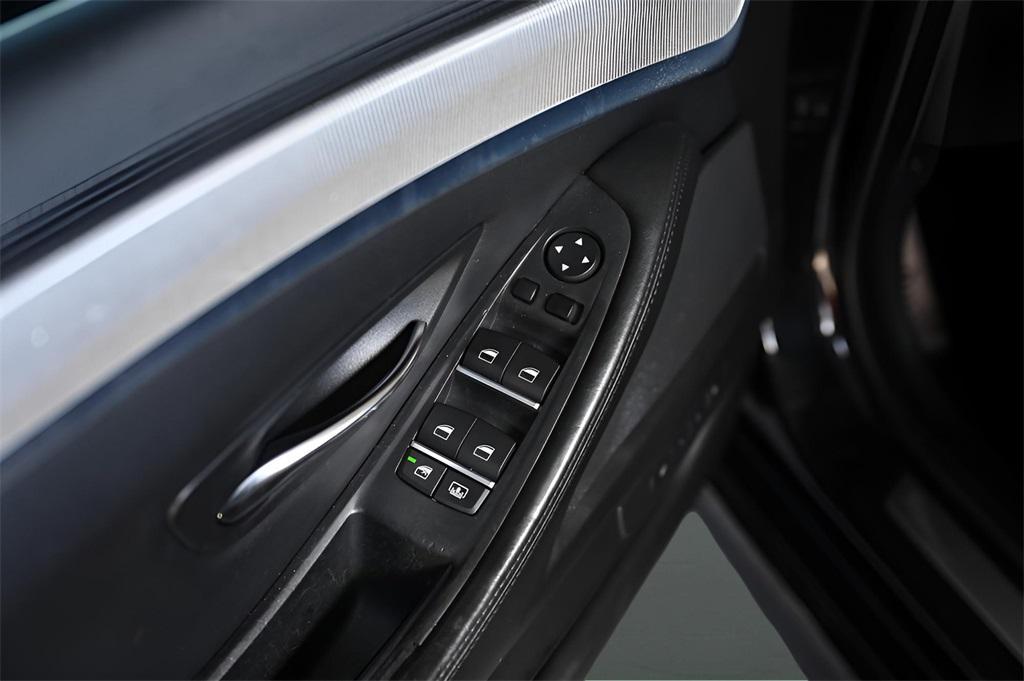 used 2015 BMW M5 car, priced at $22,289