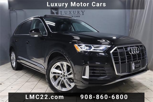 used 2023 Audi Q7 car, priced at $43,877