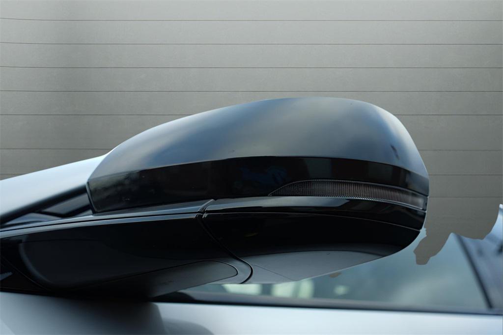 used 2024 Jeep Grand Cherokee L car, priced at $25,189