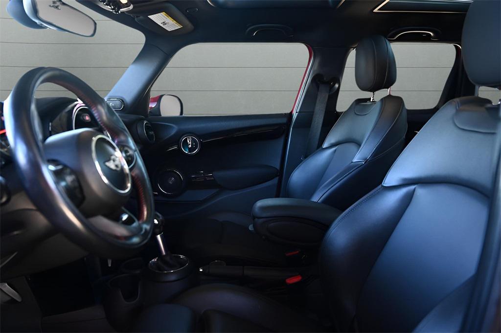 used 2018 MINI Hardtop car, priced at $13,598