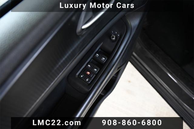 used 2023 Jeep Grand Cherokee car, priced at $28,894