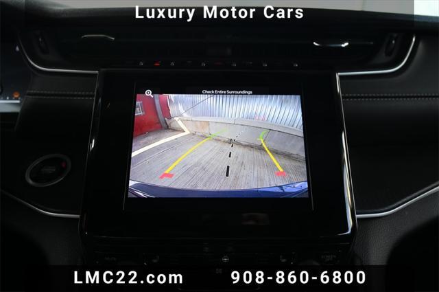 used 2023 Jeep Grand Cherokee car, priced at $28,894