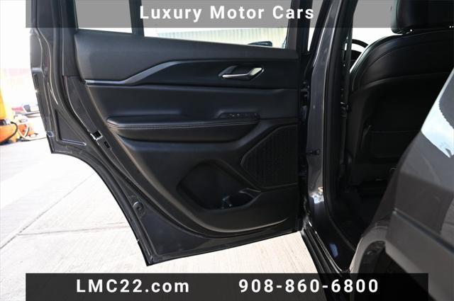 used 2023 Jeep Grand Cherokee car, priced at $28,894