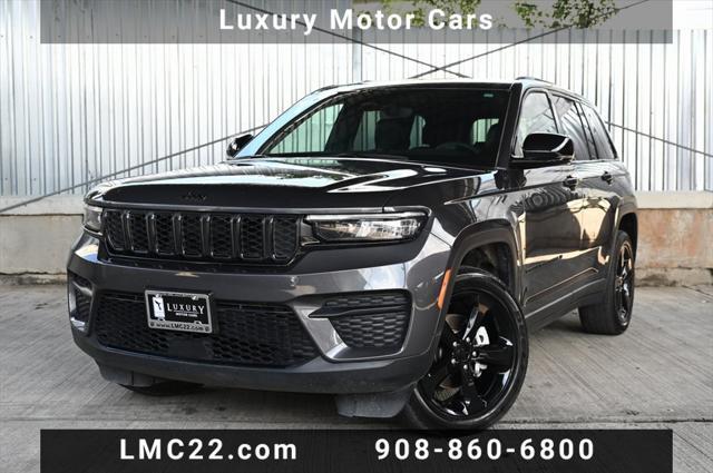 used 2023 Jeep Grand Cherokee car, priced at $28,894