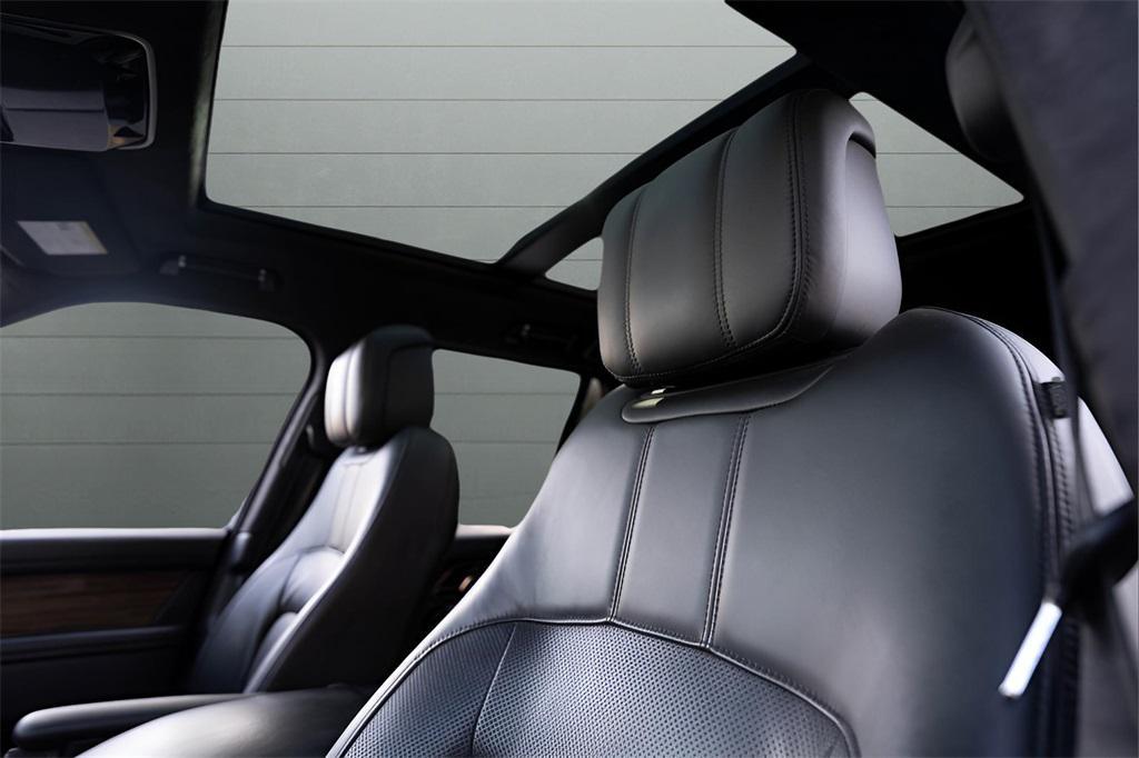 used 2020 Land Rover Range Rover car, priced at $31,998