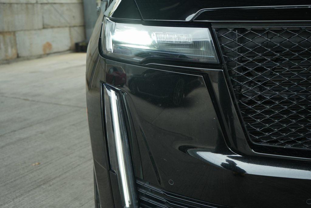 used 2023 Cadillac Escalade ESV car, priced at $64,894