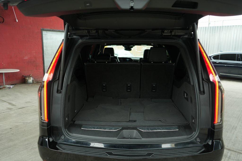 used 2023 Cadillac Escalade ESV car, priced at $64,894