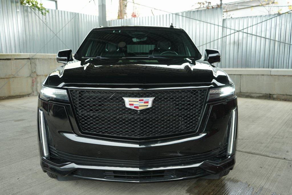 used 2023 Cadillac Escalade ESV car, priced at $64,894