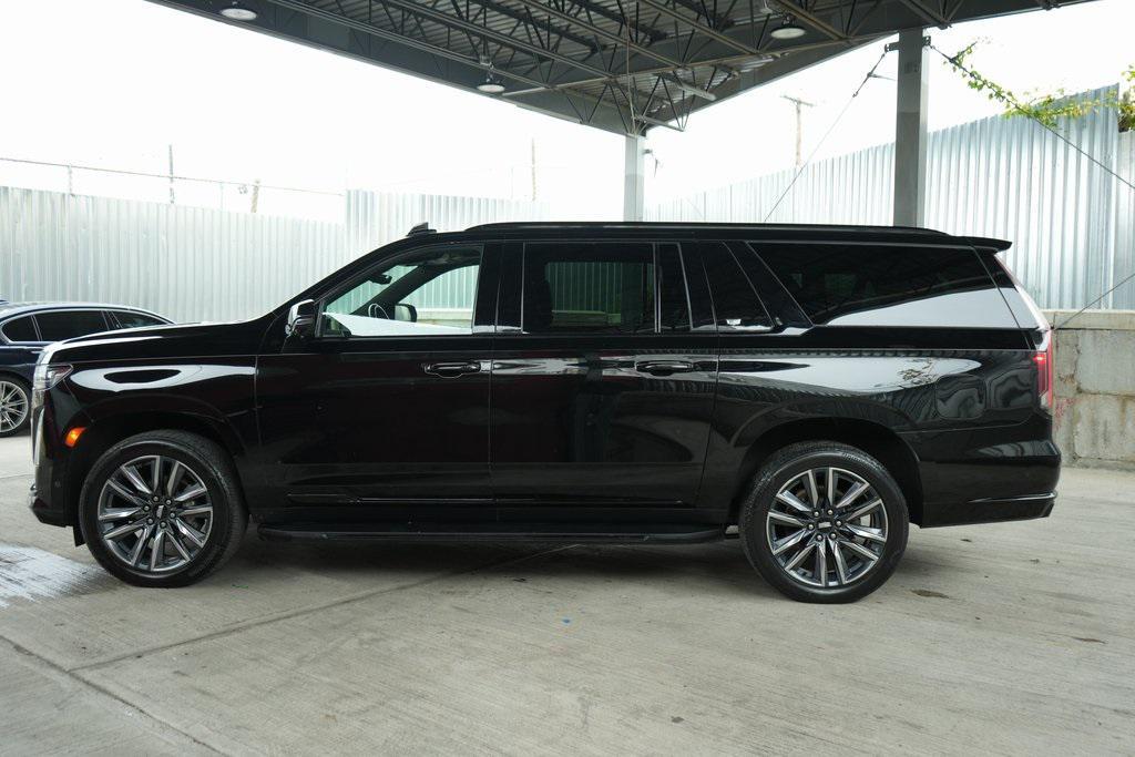 used 2023 Cadillac Escalade ESV car, priced at $64,894