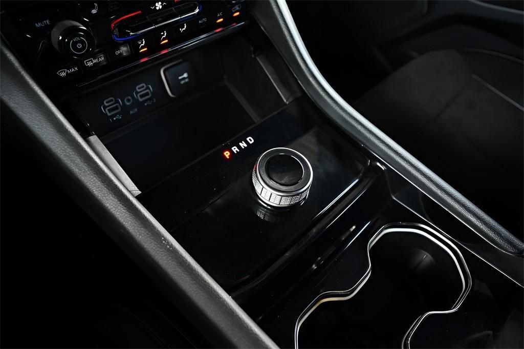 used 2023 Jeep Grand Cherokee L car, priced at $25,089