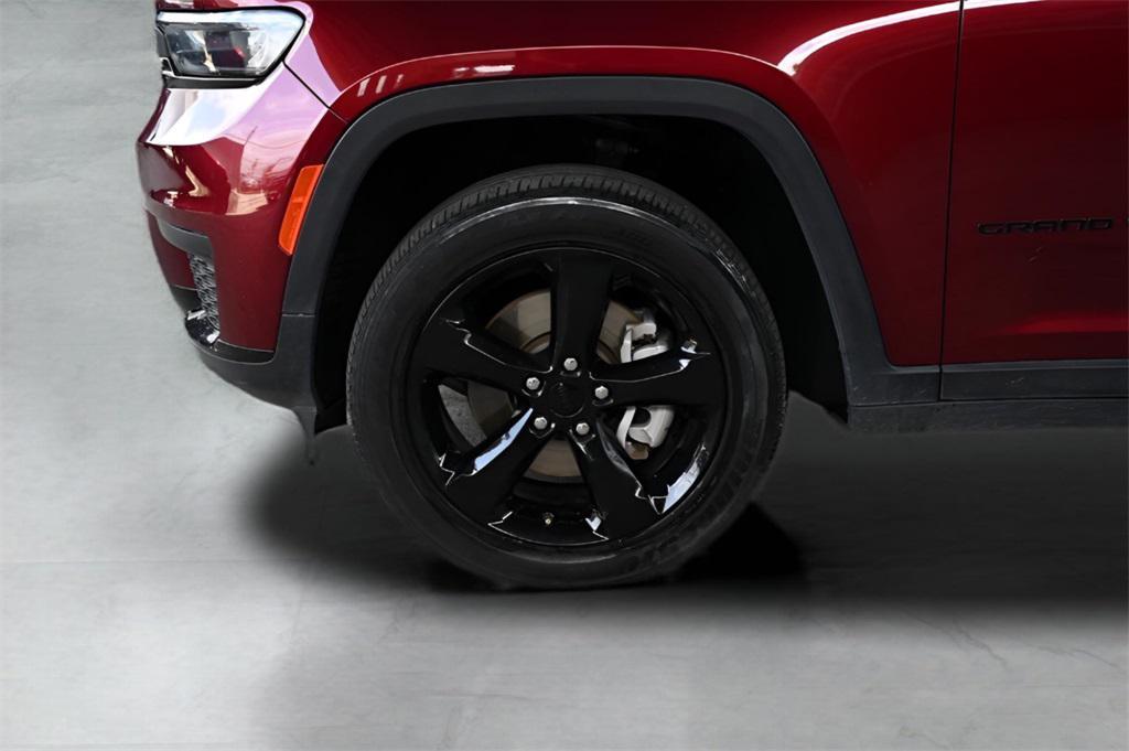 used 2023 Jeep Grand Cherokee L car, priced at $25,089