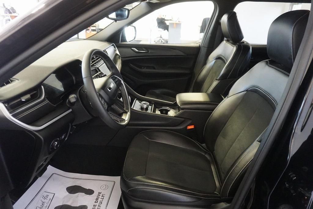 used 2024 Jeep Grand Cherokee L car, priced at $31,694