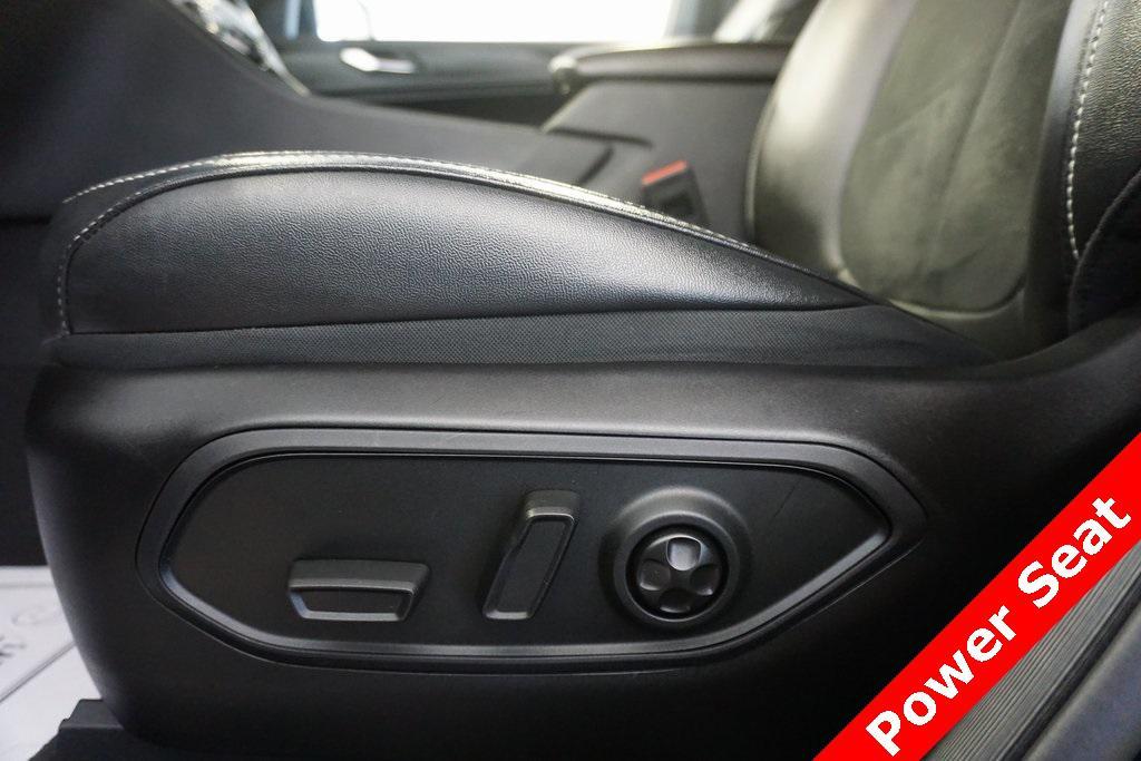 used 2024 Jeep Grand Cherokee L car, priced at $31,694