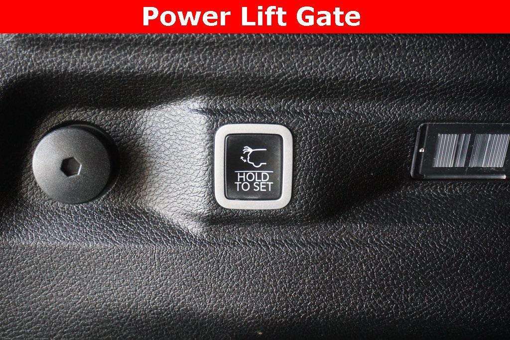 used 2024 Jeep Grand Cherokee L car, priced at $31,694