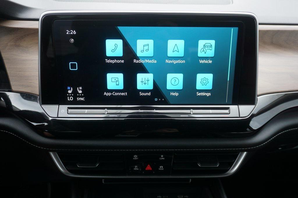 used 2024 Volkswagen Atlas car, priced at $30,896