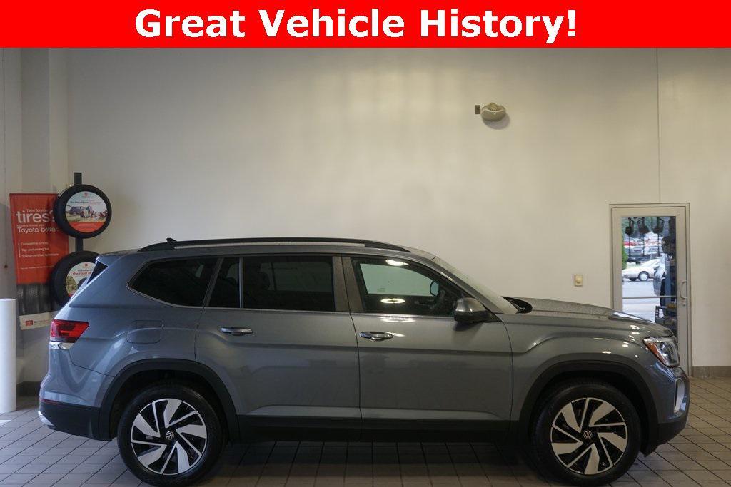 used 2024 Volkswagen Atlas car, priced at $30,896