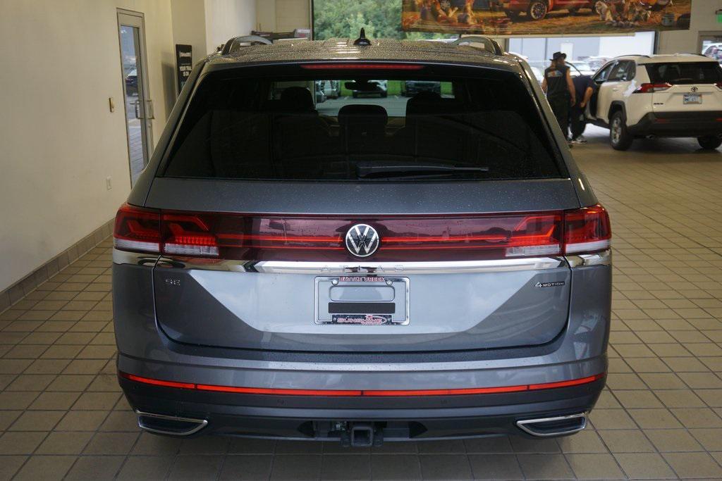used 2024 Volkswagen Atlas car, priced at $30,896