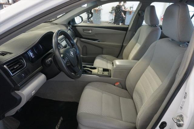 used 2015 Toyota Camry Hybrid car, priced at $14,474