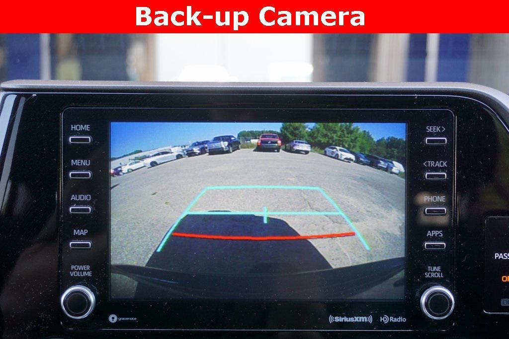 used 2022 Toyota Highlander car, priced at $40,687