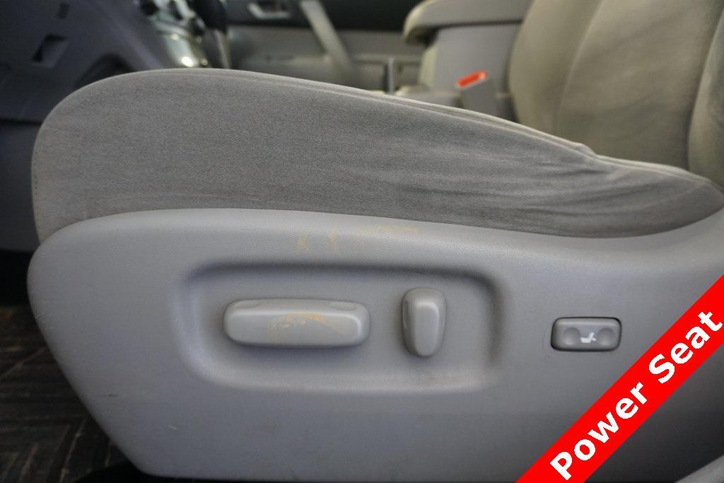 used 2013 Toyota Highlander car, priced at $14,744
