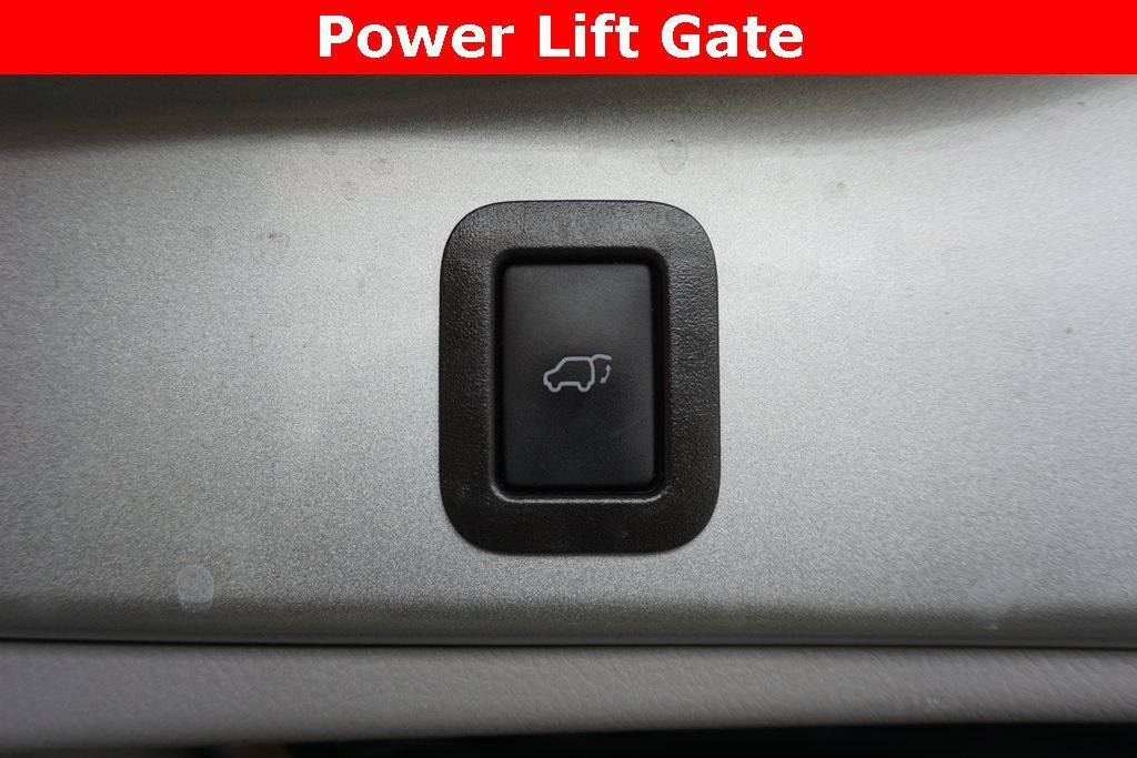 used 2019 Toyota Highlander car, priced at $28,579