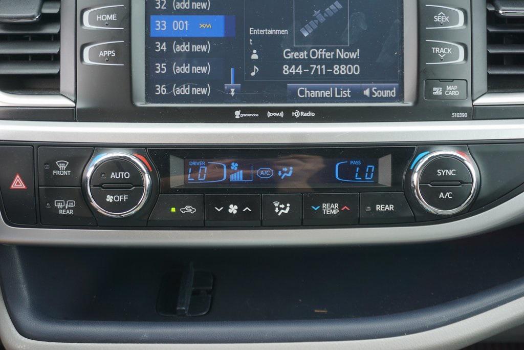 used 2019 Toyota Highlander car, priced at $28,579