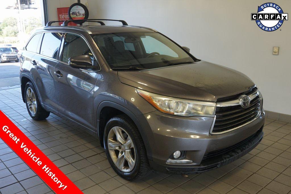 used 2015 Toyota Highlander car, priced at $19,575