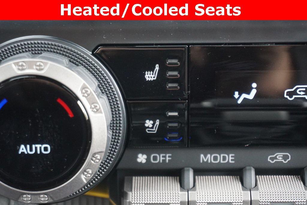 new 2025 Toyota 4Runner Hybrid car, priced at $66,832