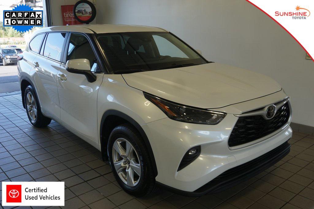 used 2024 Toyota Highlander car, priced at $35,874