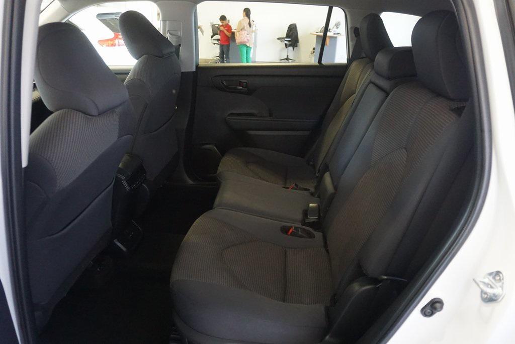 used 2024 Toyota Highlander car, priced at $35,484