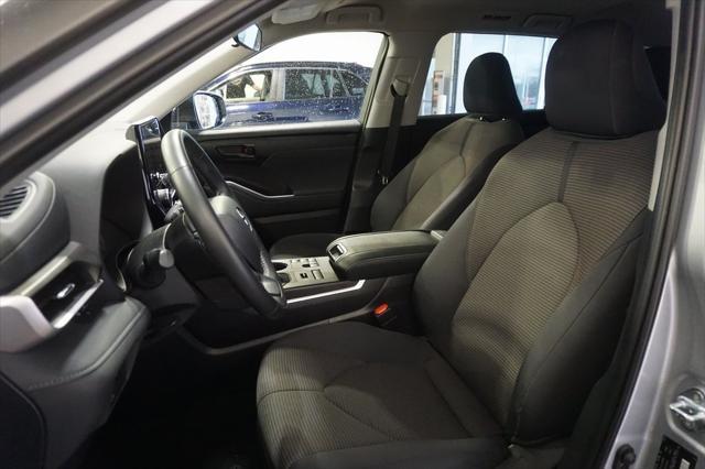 used 2024 Toyota Highlander car, priced at $36,492