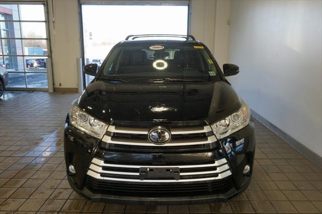 used 2018 Toyota Highlander car, priced at $24,447
