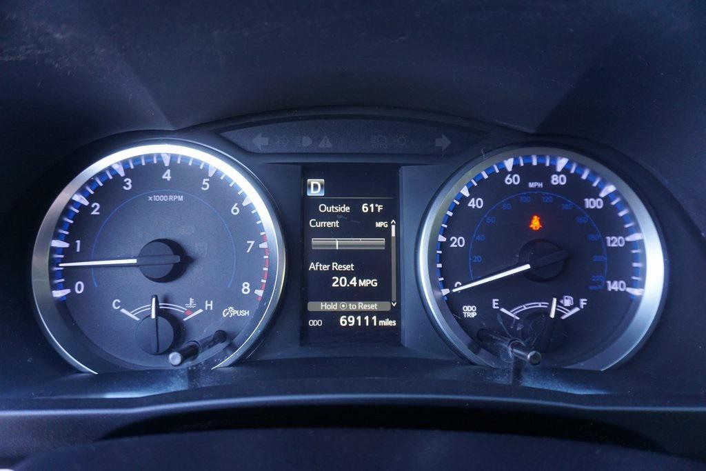 used 2018 Toyota Highlander car, priced at $24,447