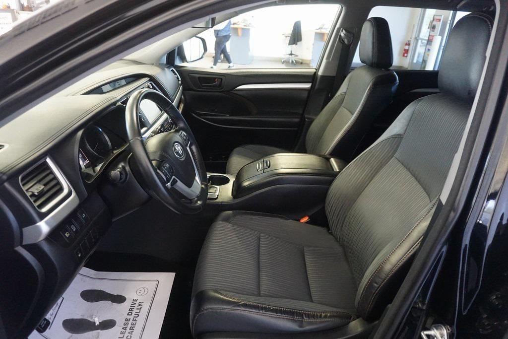 used 2018 Toyota Highlander car, priced at $24,447