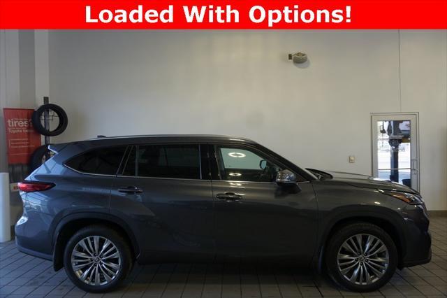 used 2020 Toyota Highlander car, priced at $32,239