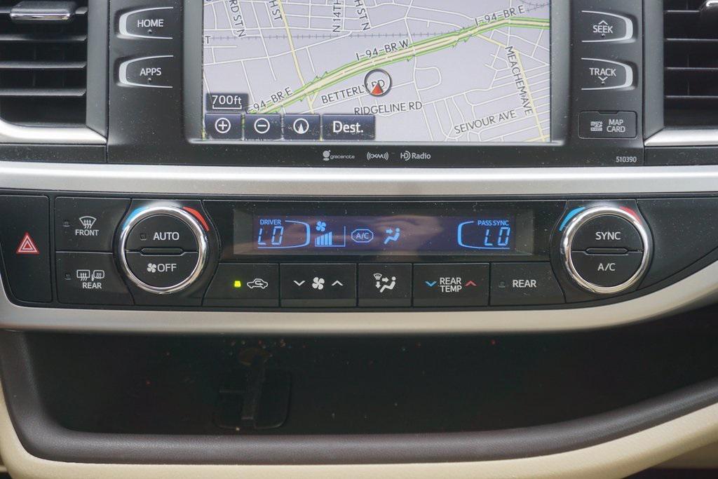 used 2019 Toyota Highlander car, priced at $24,543