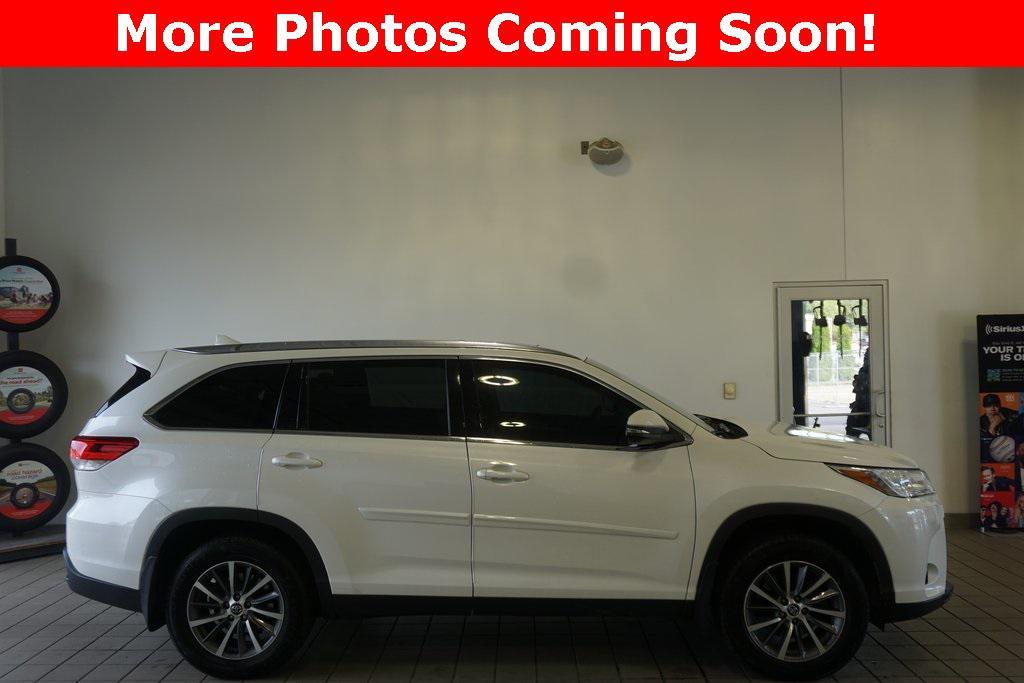 used 2019 Toyota Highlander car, priced at $24,543