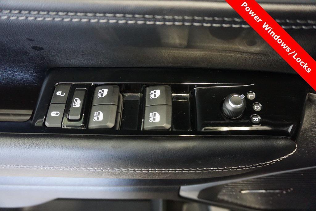 used 2022 Jeep Wagoneer car, priced at $37,989