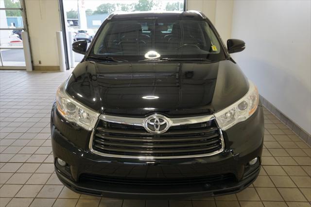 used 2015 Toyota Highlander car, priced at $16,986