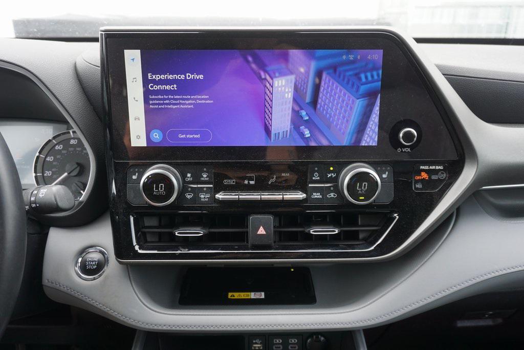 used 2023 Toyota Highlander car, priced at $38,673