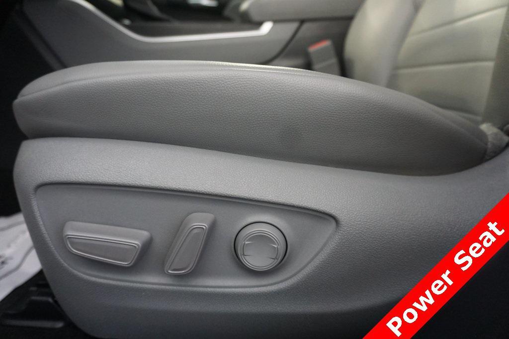used 2023 Toyota Highlander car, priced at $38,715